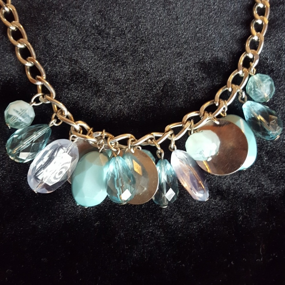 Statement Necklace - Picture 2 of 3